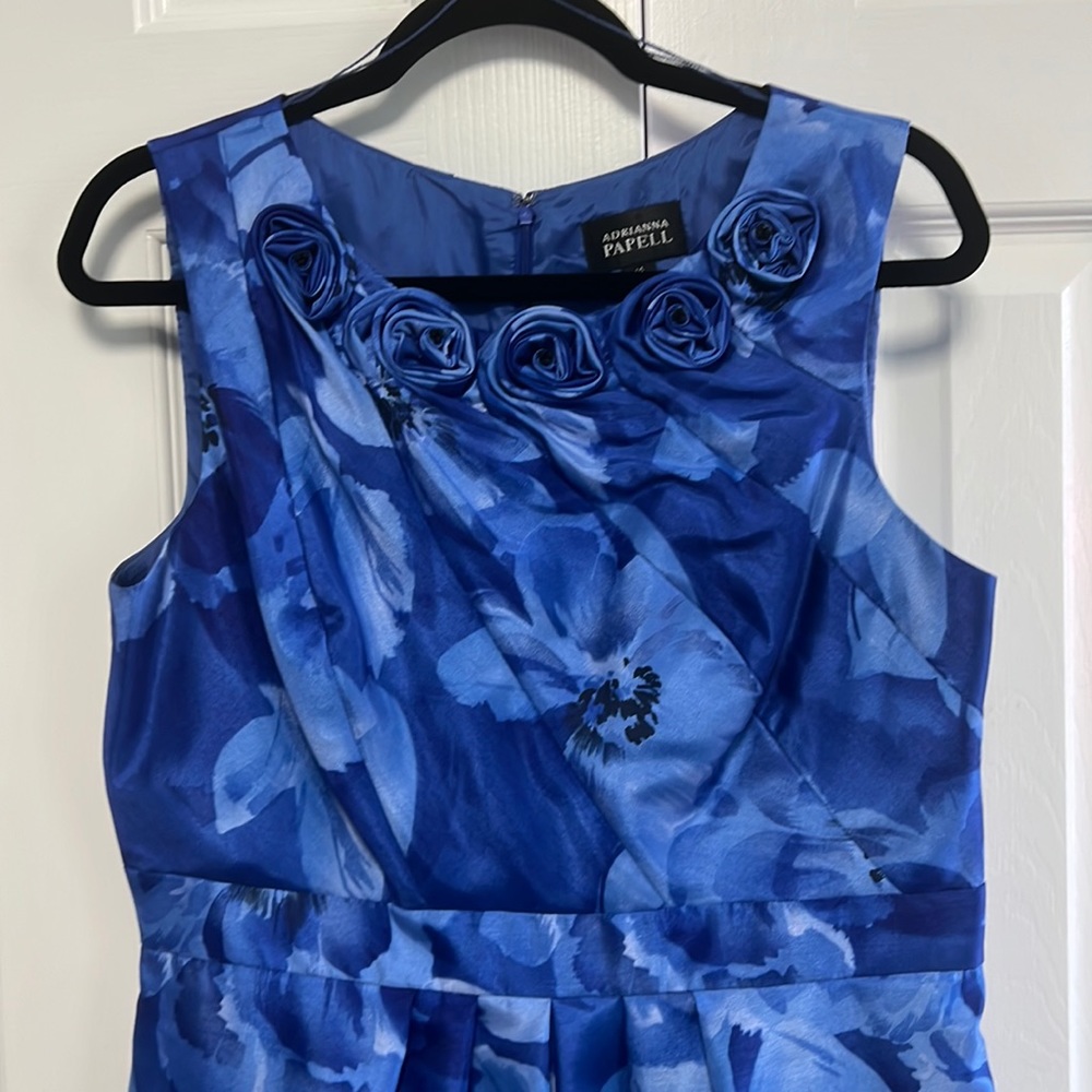 -Adrianna Papell blue floral dress. NWOT